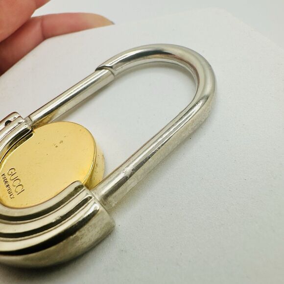 Gucci Interlocking G Two-Tone Key Ring - Picture 9 of 11